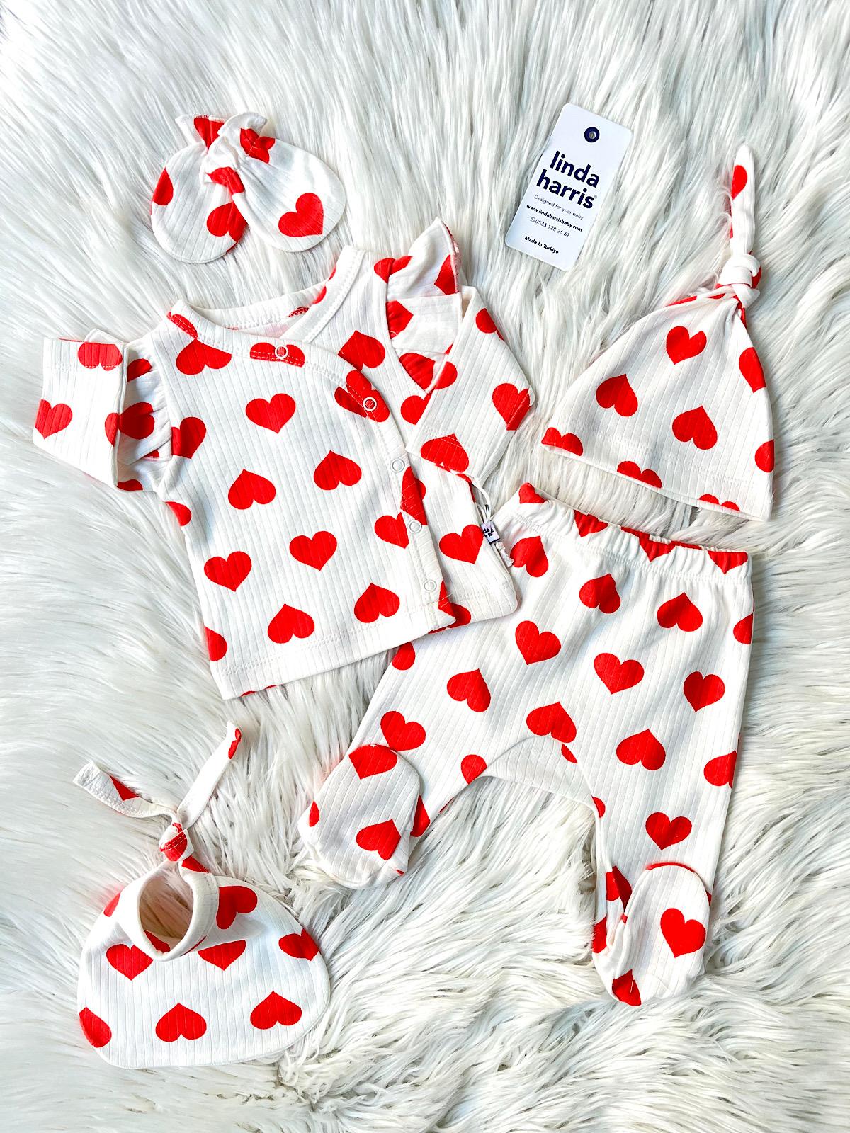 Big Heart Pattern Ecru 5-Piece Newborn Baby Girl Hospital Coming Home Set