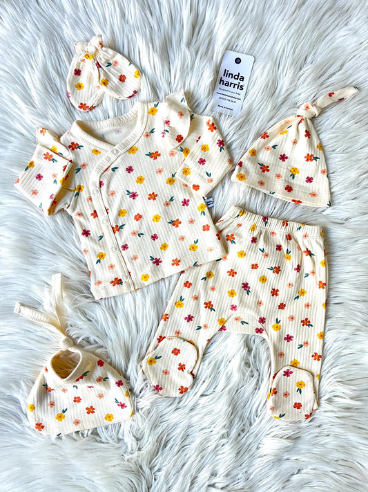 Crispy Flowers Cream 5-Piece Newborn Baby Girl Hospital Coming Home Set